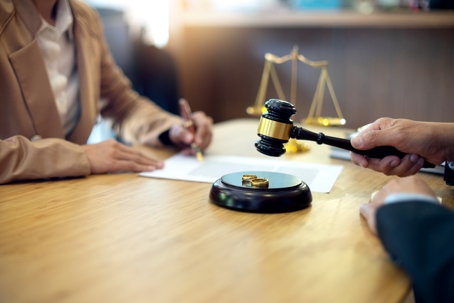 client meeting with a lawyer about divorce